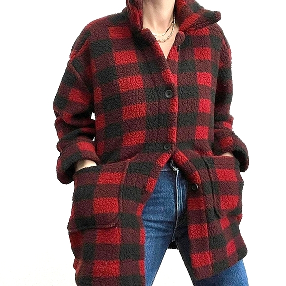 Lee Jackets & Blazers - LEE Red/Black Plaid Sherpa Shacket Comfy Cozy Fall Fleece Travel Winter Vegan